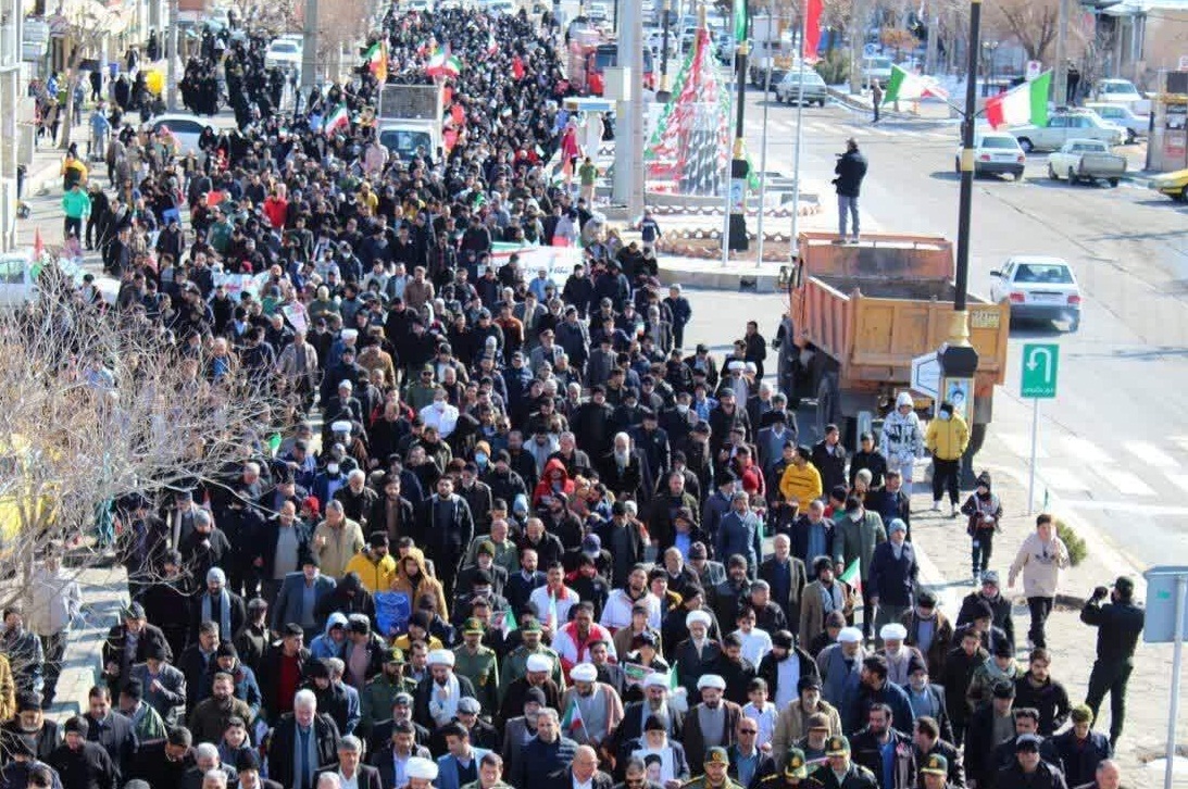 راهپیمایی بزرگ یوم الله ۲۲ بهمن در اشتهارد برگزار می گردد