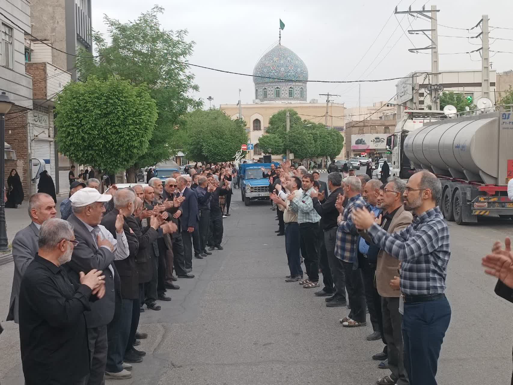 مراسم دسته عزاداری همزمان با سالروز شهادت ششمین اختر تابناک آسمان امامت و ولایت امام جعفر صادق (علیه السلام) در اشتهارد