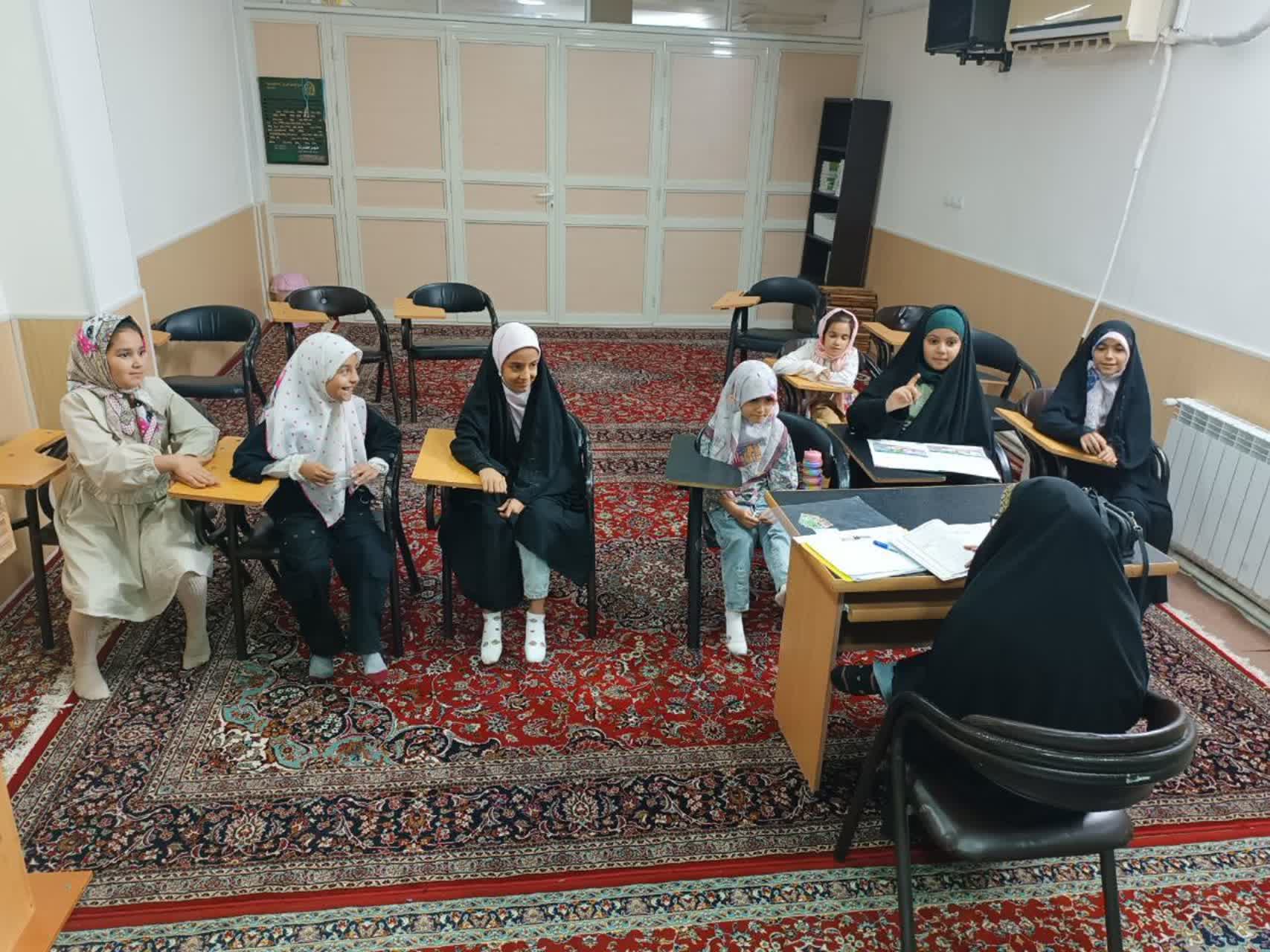 گفتگو با یکی از اولیاء اعضای کلاسهای دارالقرآن شهرستان اشتهارد