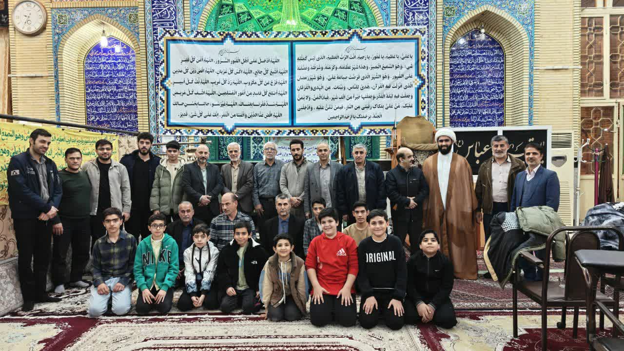 اولین جلسه مجمع قاریان شهرستان اشتهارد در ماه مبارک رمضان ویژه مساجد برگزار شد