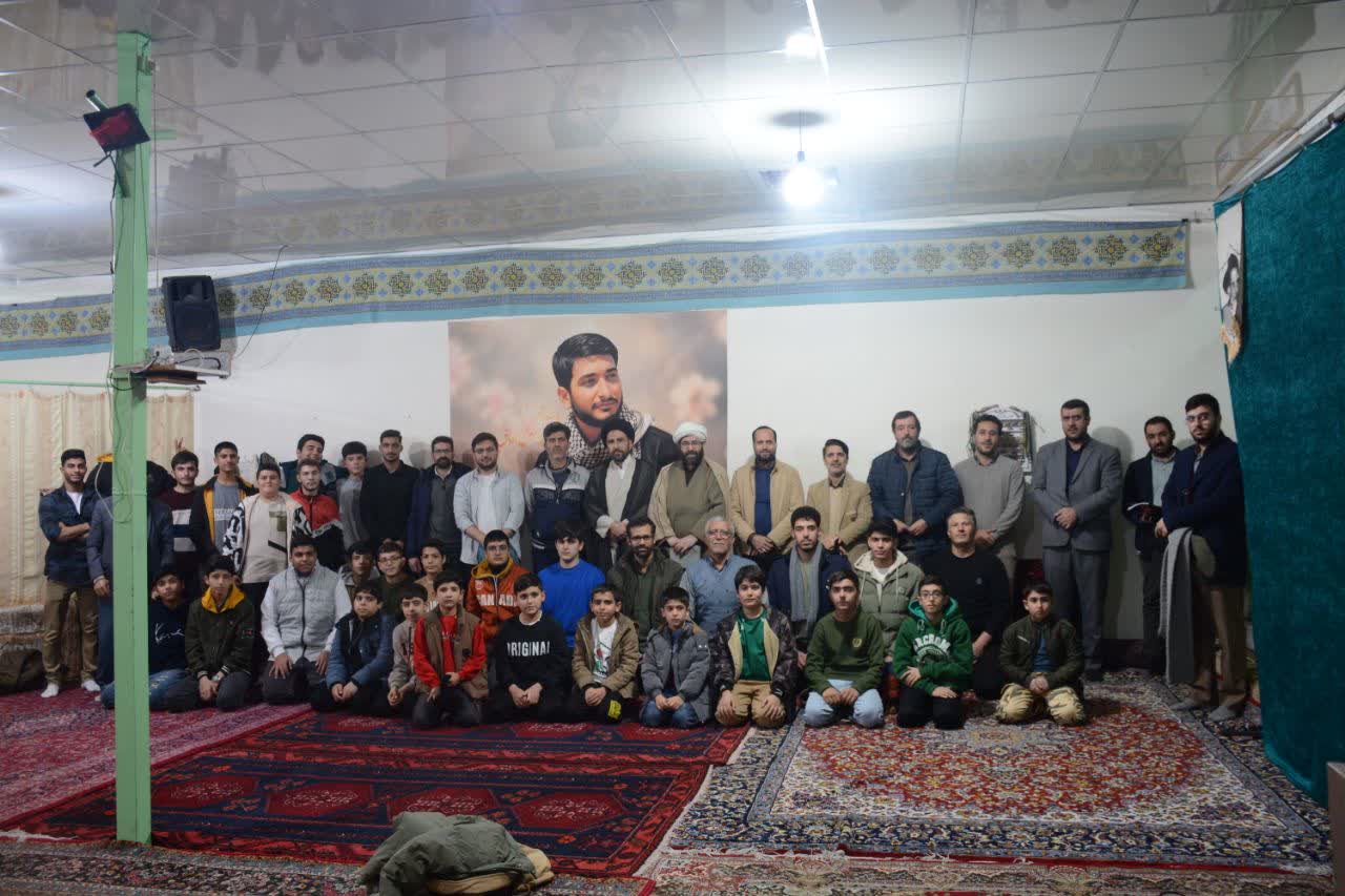 مجمع قاریان شهرستان اشتهارد ، چهارشنبه (سوم دیماه) در مسجد امام جعفر صادق (ع) واقع در شهرک الغدیر برگزار گردید.